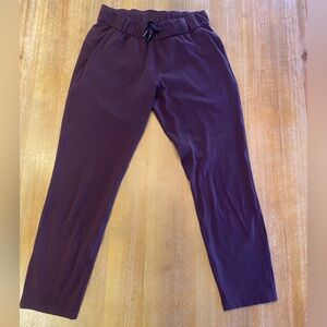 Lululemon On The Fly Pant (Cropped)